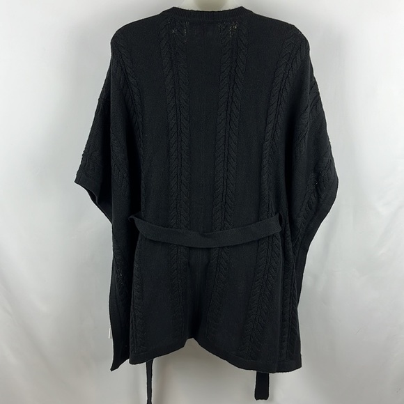Draper James Belted Black Cap Poncho Style with Gold Button Size XS - S - Picture 11 of 13